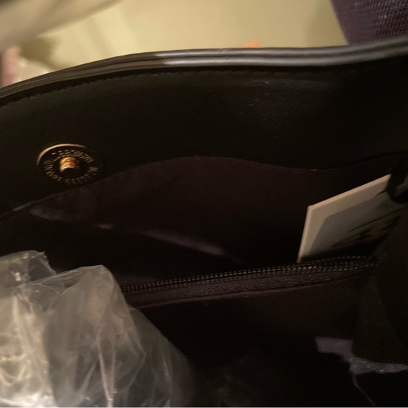 Aota Elena Black Faux croc bucket bag NWT croc top bucket bag - Picture 7 of 9